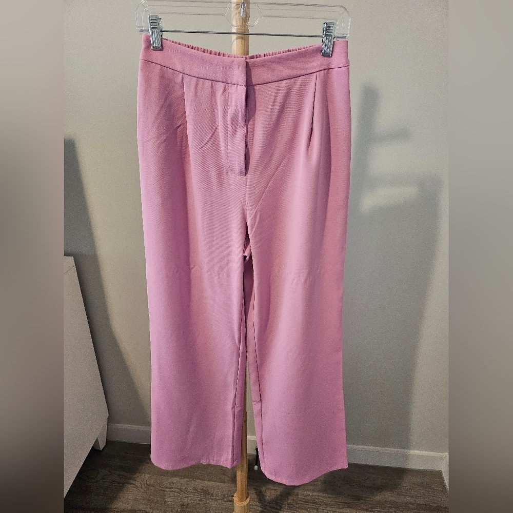 Elegant Pink Women's Jumpsuit - Picture 8 of 10